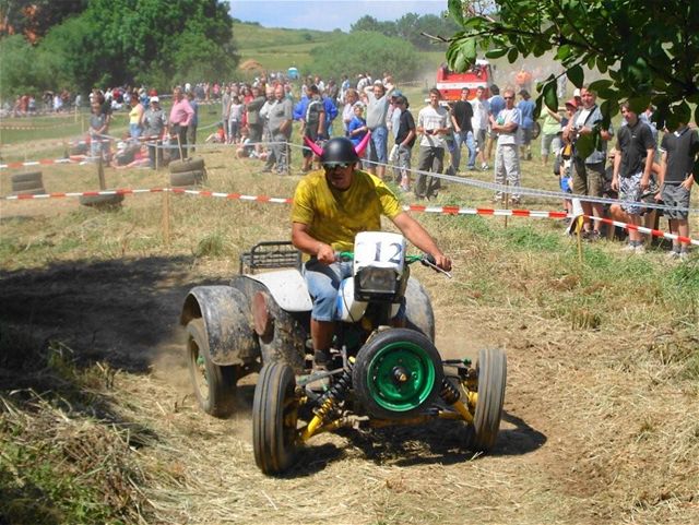 Traktoriáda v Doicích na jiním Plzesku (5. ervence 2008)