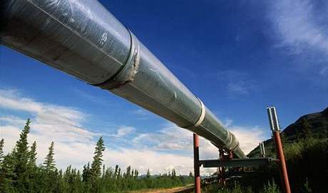 Gazprom má vybudovat plynovod z Ruska do Nmecka novou cestou pes Baltské moe.