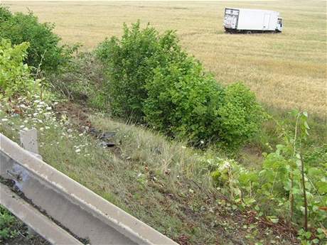 Nehoda nákladního vozu u Ejpovic. (18. 7. 2008)