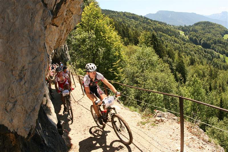 Symbol Salzkammergut Trophy: skalní stezka Ewige Wand.