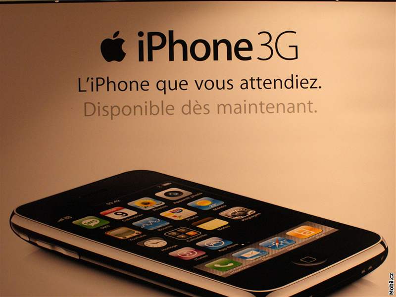 Zaátek prodeje Apple iPhone ve Francii