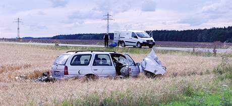 Motorká sráku s automobilem nepeil.