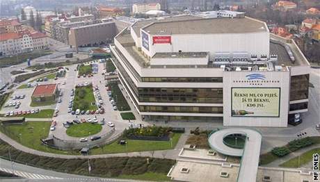 Desátý roník Mezinárodní protikorupní konference se uskutenil v praském Kongresovém centru ve dnech 8. a 11. íjna 2001.