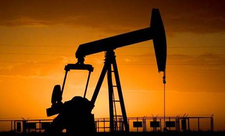 Cena ropy konen výrazn klesla