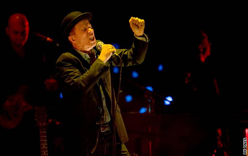 Tom Waits koncertoval v Praze