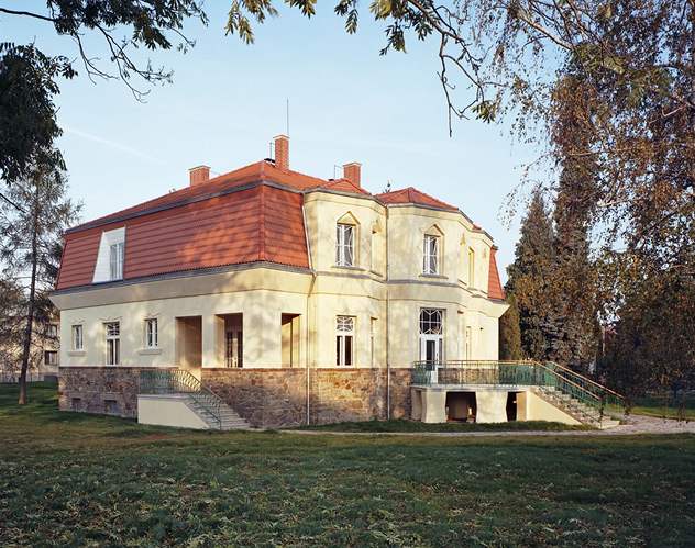 Rekonstrukce vily si vyádala 25 milion korun