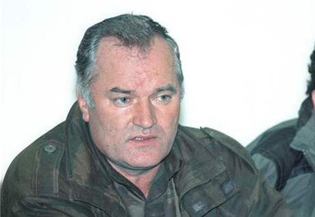 Nkdejí generál bosenských Srb Ratko Mladi
