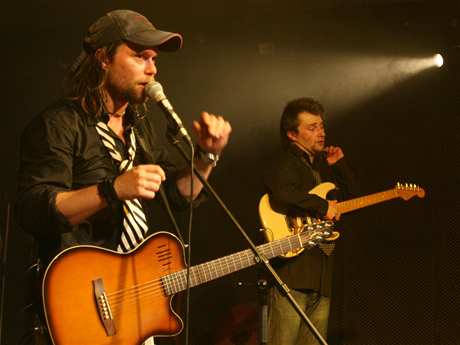 Richard Krajo momentáln s kapelou Krytof objídí letní festivaly.