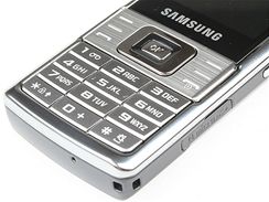 Samsung L700