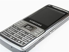 Samsung L700