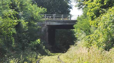 Most v havarijním stavu u Vysokých Popovic