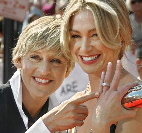 Slavný pár Ellen DeGeneresová a Portia de Rossi.