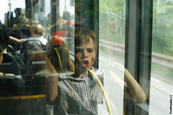 Autobus s osmnácti dtmi se vrátil o dva dny dív a s mezinárodní ostudou. (Ilustraní foto)