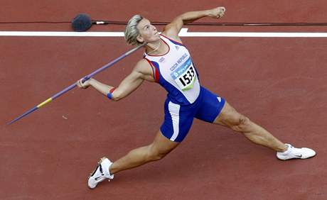 Barbora potáková v kvalifikaci olympijského závodu v hodu otpem
