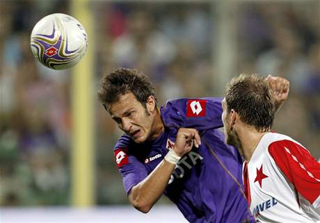 Fiorentina - Slavia; Gilardino stílí gól 