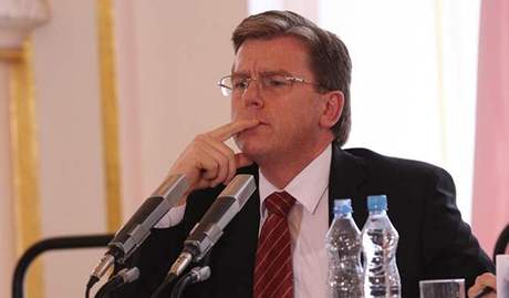 Pedseda Snmovny Miloslav Vlek. (15. února 2008)