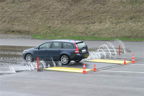 Speciální ploina simulující smyk není údajn pi kurzu obzvlá dleitá. Ilustraní foto.