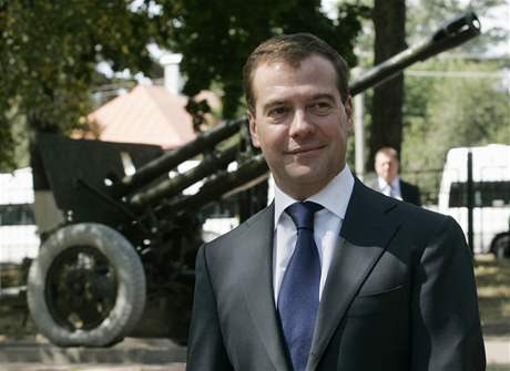 Rusko se podle Medvedva bude snait rozvíjet vztahy s USA nebo EU.