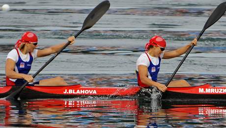 Deblkajak Mrzková, Blahová (vlevo) ve finále olympijské ptistovky