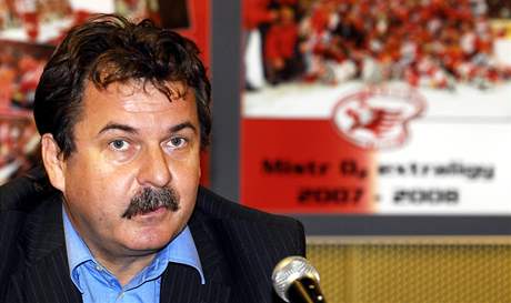 Miroslav Tvrdý, prezident hokejové Slavie