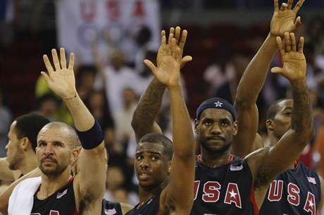 Amerití basketbalisté po zápase s Argentinou