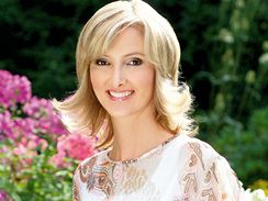 Monika Arenbergerová - Specialistka v oblasti prevence a léčby kožních nádorů Monika Arenbergerová - Specialistka v oblasti prevence a léčby kožních nádorů