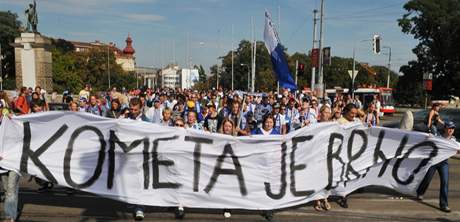 Demonstrace fanouk brnnské Komety