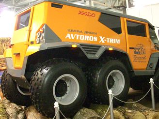 Moskevsk Autosalon - Avtoros X-Trim
