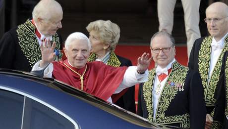 Oficiální návtva papee Benedikta XVI. v Paíi