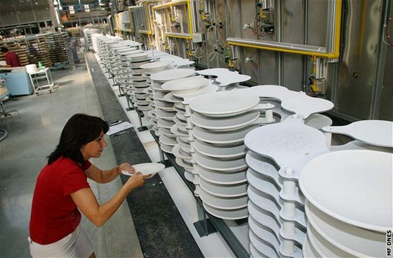 Fabriky po zkrachovalém Karlovarském porcelánu získávají nové zakázky. Ilustraní foto.
