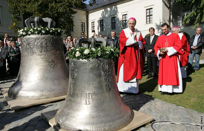 Slavnost svatého Václava spojená s ehnáním dvou nových zvon v Olomouci