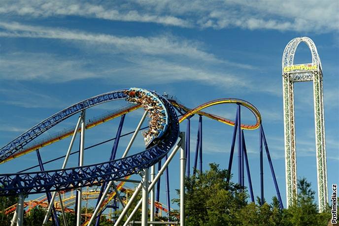 Nejrychlejí horskou dráhou na svt se pyní zábavní areál Six Flags Great Adventure Park v New Jersey v USA.