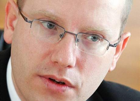 Ministr financí Sobotka má návrh zpracovat do ervence.