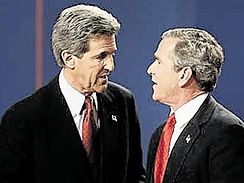 John Kerry a George W. Bush