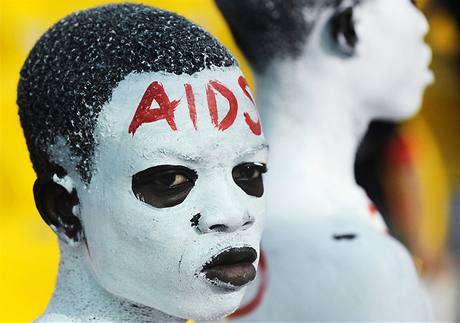 Czech Press Photo 2008 - Chlapec zviditeluje nebezpe nemoci AIDS, Accra,Ghana