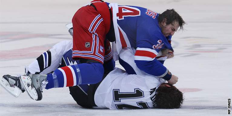 New York Rangers sehráli na podzim roku 2011 pípravný zápas s praskou Spartou.