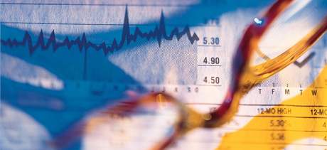 Ceny komodit v minulém týdnu poklesly o tém 7 %, meno indexem Reuters-Jefferies.