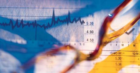 Ceny komodit v minulém týdnu poklesly o tém 7 %, meno indexem Reuters-Jefferies.