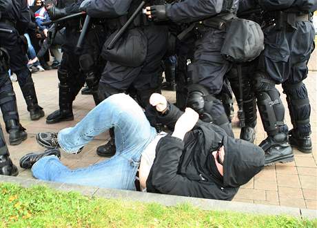 Akce pravicovch extremist v Litvnov. (18. jna 2008)