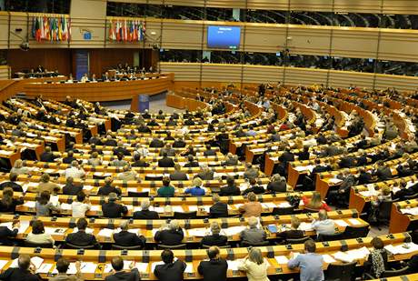Do Evropského parlamentu se tlaí nové tváe, své posty si ale chce uchovat sedm ze souasných devíti europoslanc za ODS. Ilustraní foto