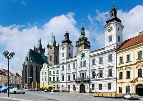 Hradec Králové stojí na tetí píce pomyslného ebíku mst s nejvyími náklady na bydlení v esku