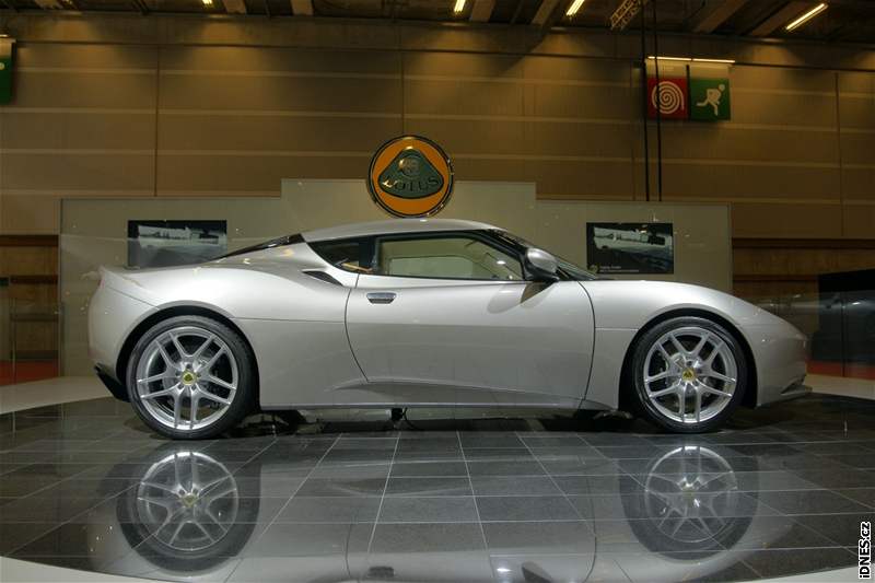 Lotus Evora