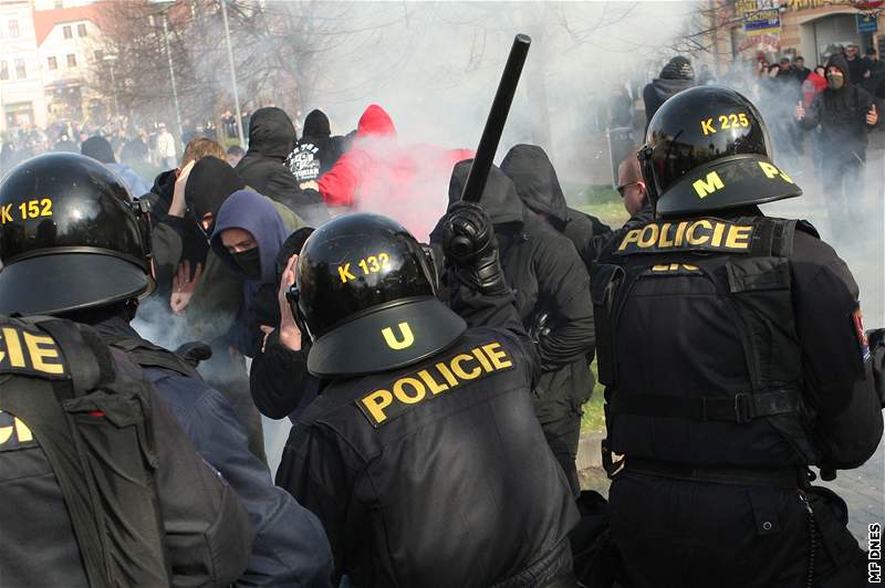 Akce pravicových extremist v Litvínov. (18. íjna 2008)