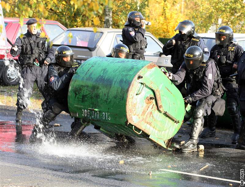 Policejní tkoodnci v Litvínov