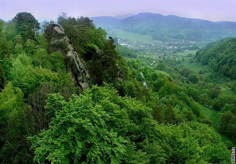 Vranov (Pantheon) - nejvtí skalní hrad v esku