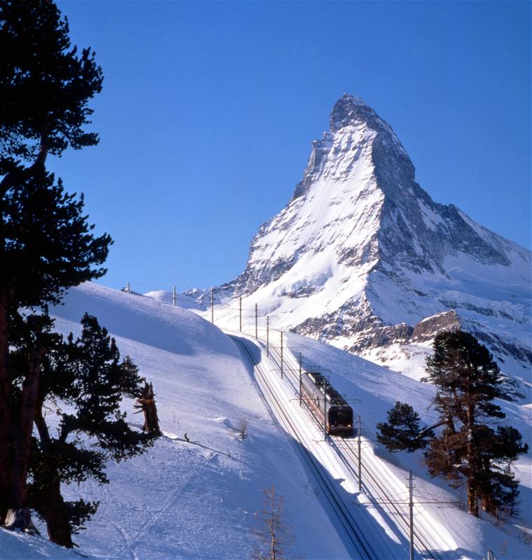 Ve výcarském msteku Zermatt, které leí na úpatí Matterhornu, je zákaz vjezdu aut