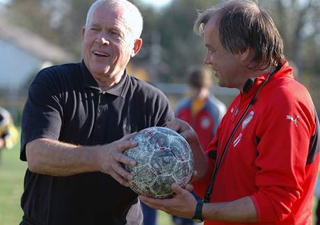 Podzim 2008 - Ivo Viktor (vlevo) s éfem plzeské brankáské koly Jiím Krbekem