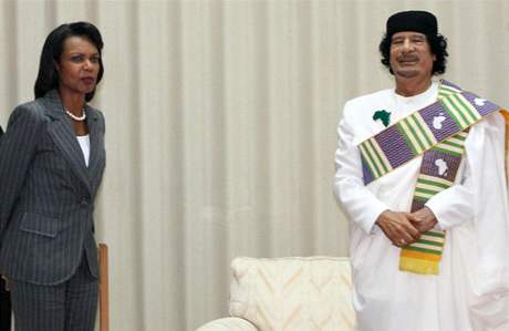 Muammar Kaddf a Condoleeza Riceov