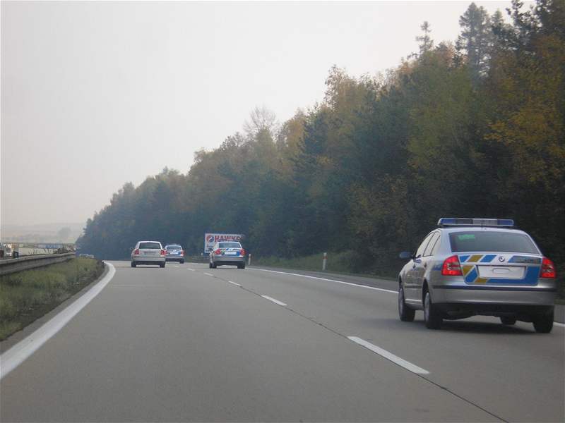 Nová policejní auta na dálnici D1 (22.10.2008)