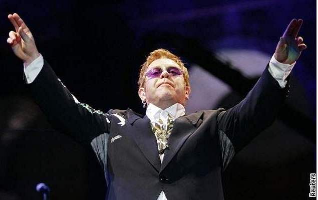 Elton John, koncert u Kolosea v ím (3. záí 2005)